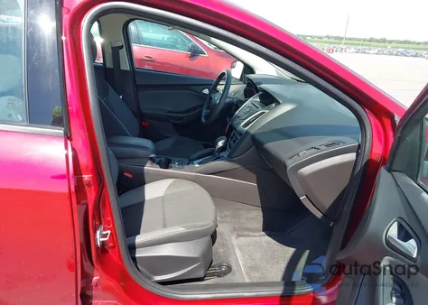 2014 Ford Focus Se from USA, damaged, VIN 1FADP3F2XEL195298